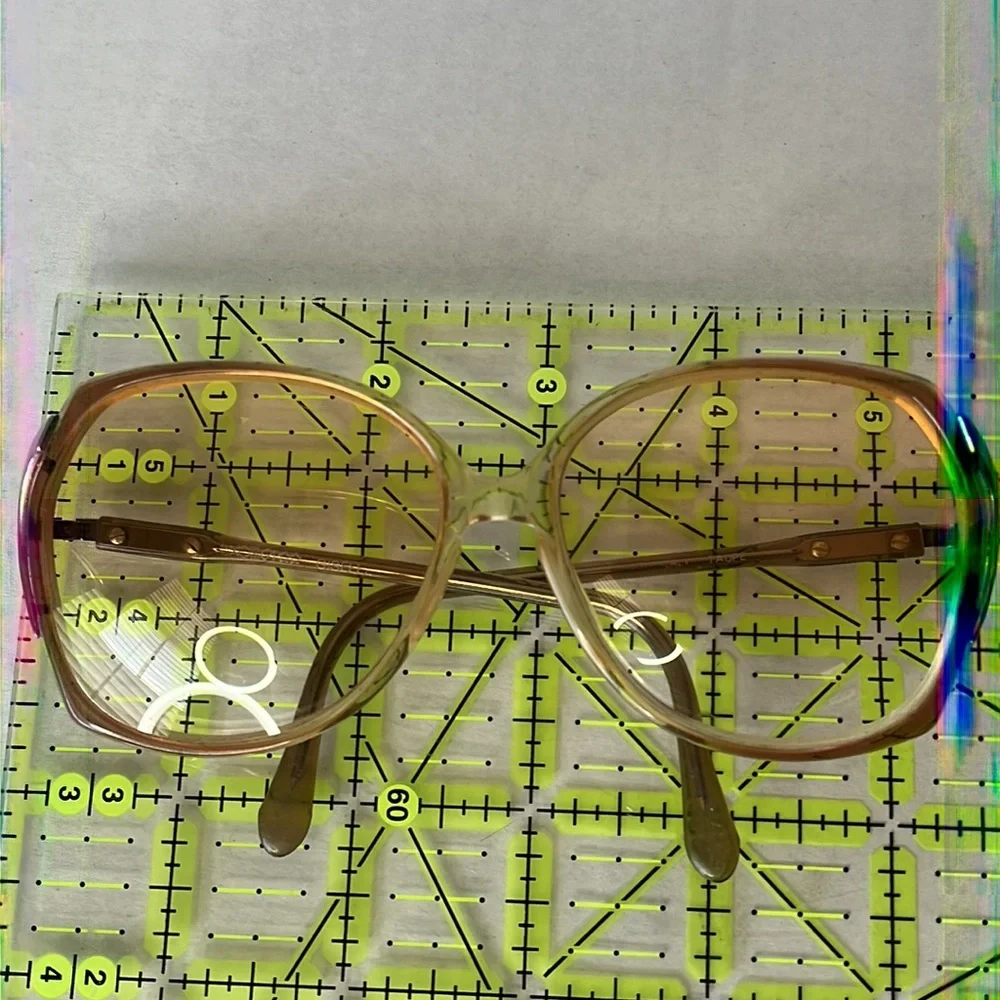 Italian 70’s Vibe Vintage Eye Glasses - Picture 10 of 10